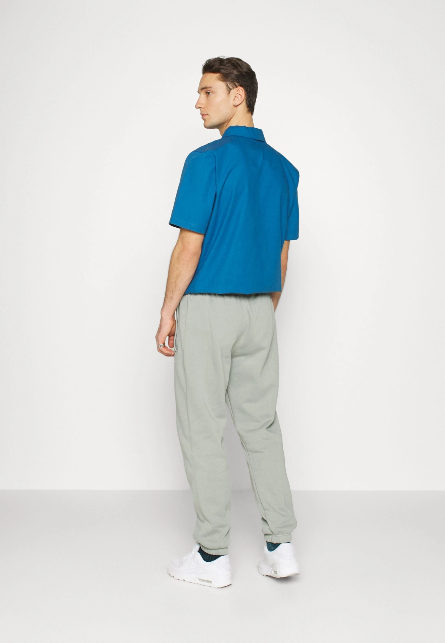 Nike Sportswear Club Pant - Trainingsbroek - Mica Green 7 Nike Sportswear Club Pant - Trainingsbroek - Mica Green - Afbeelding 5