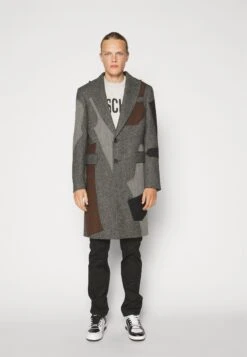 MOSCHINO Long Jacket - Mantel - Fantasy Grey 12 MOSCHINO Long Jacket - Mantel - Fantasy Grey -ZALANDO WINKEL 0c23cd717b5a49f09f74680edafdcbd7