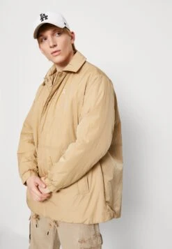 Calvin Klein Jeans Archival Monologo Coach Jacket - Parka - Travertine -ZALANDO WINKEL 0d0b928717c9402c816d60a5297ace19