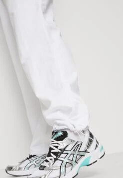 Calvin Klein Jeans Soft Touch Pant - Broek - Bright White 11 Calvin Klein Jeans Soft Touch Pant - Broek - Bright White -ZALANDO WINKEL 12e290b9bb9b411bb030825ec811d1e5