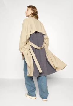 Coat - Mantel - Beige -ZALANDO WINKEL 1b3a165626fb41e59dc6b5a81352c750