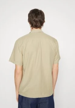 Foret Bocchia Shirt - Overhemd - Khaki -ZALANDO WINKEL 2025e9718a7f49dc83261e8c8602b26f