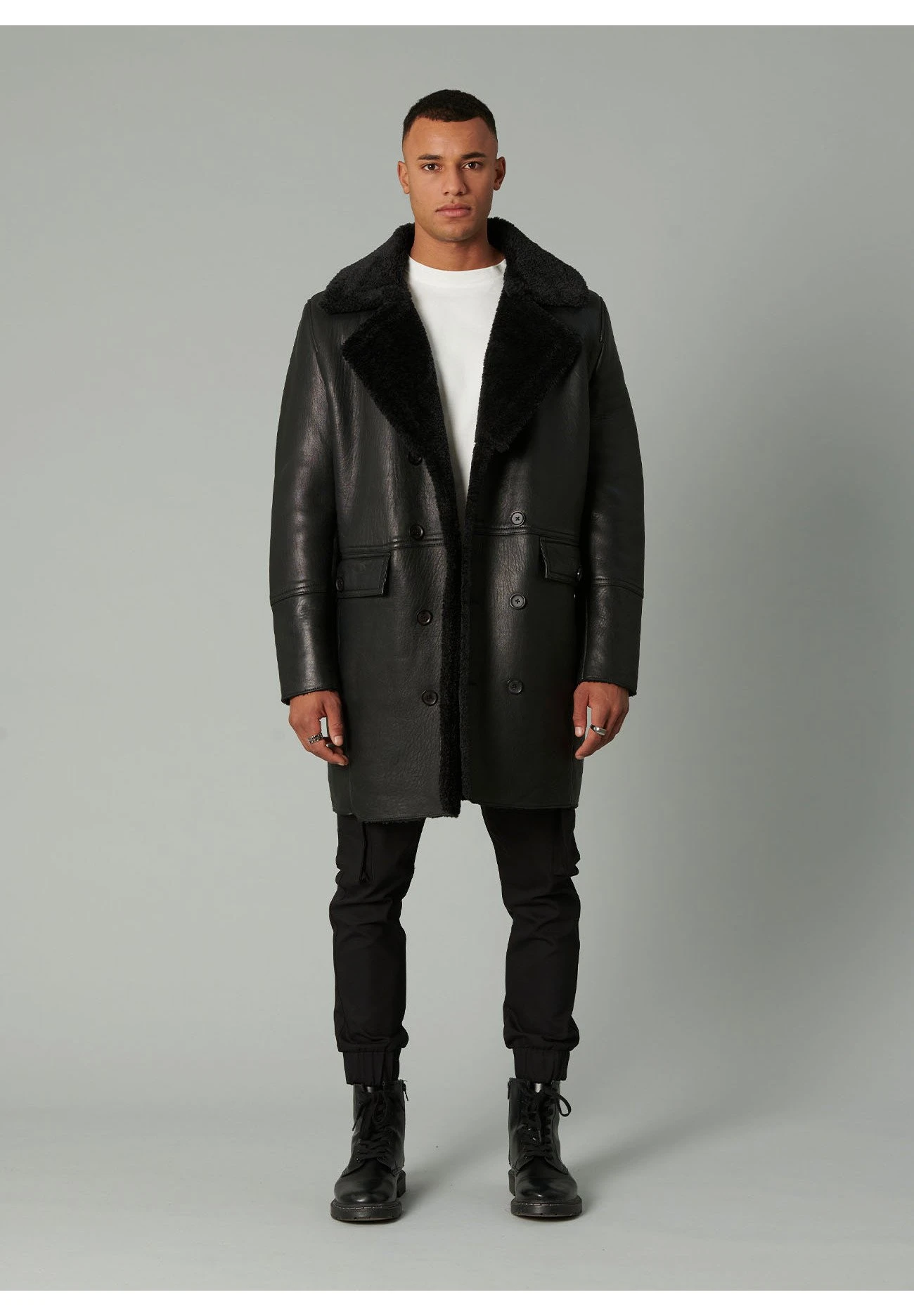 Bejordan - Mantel - Black 4 Bejordan - Mantel - Black - Afbeelding 2