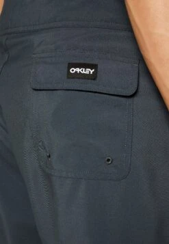 Oakley Solid Crest- Zwemshorts - Uniform Grey -ZALANDO WINKEL 22d91f2c7b0d4e30a4a9194c97b8dfa8