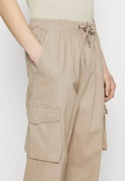 Redefined Rebel Bruce Pants Unisex - Cargobroek - String 13 Redefined Rebel Bruce Pants Unisex - Cargobroek - String -ZALANDO WINKEL 242aecb4093d422cb2ff8e08ff92a36e