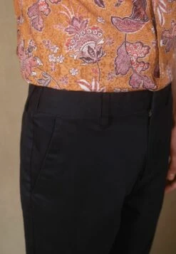 Next Signature - Chino - Navy -ZALANDO WINKEL 2769094f385c42ec8f79d90dba1a96cf