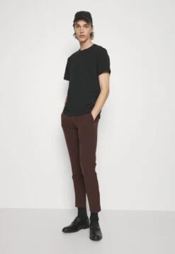 Lindbergh Slim Fit Club Pants - Broek - Deep Bordeaux -ZALANDO WINKEL 27c90eed4d9944099e22baca051604a3