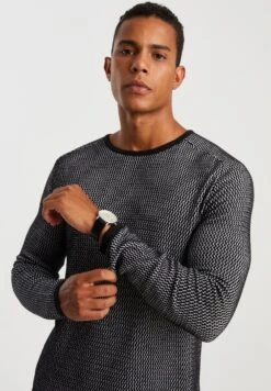 Trui - Schwarz-Ecru -ZALANDO WINKEL 2a359d3b931547b9a70f7f6eaeafb745