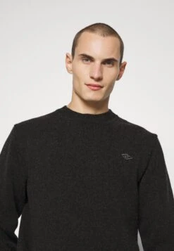 Han Kjøbenhavn Logo Crewneck- Trui - Black -ZALANDO WINKEL 4521bd3bfa3e476485620a69effc0b4d