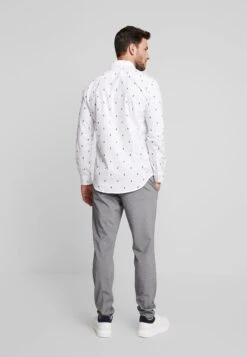 Opposuits Christmas Trees Tailored Fit - Overhemd - White -ZALANDO WINKEL 46d11414281c41cb94670149f7bb54eb