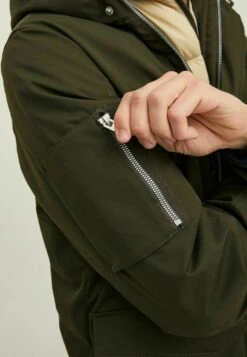 Jack & Jones Multi-Taschen - Parka - Forest Night -ZALANDO WINKEL 4725cd2ac5b84a6db079ceca8f21f0d4