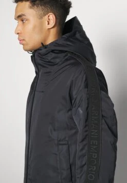 Emporio Armani Blouson Jacket - Jas - Blu Navy 13 Emporio Armani Blouson Jacket - Jas - Blu Navy -ZALANDO WINKEL 4a8991ebcea9420fb17d0a33a99e6c1a