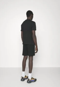 EA7 Emporio Armani Shorts - Black -ZALANDO WINKEL 4bfbd4c5c4ad448d8bd19a594889767b