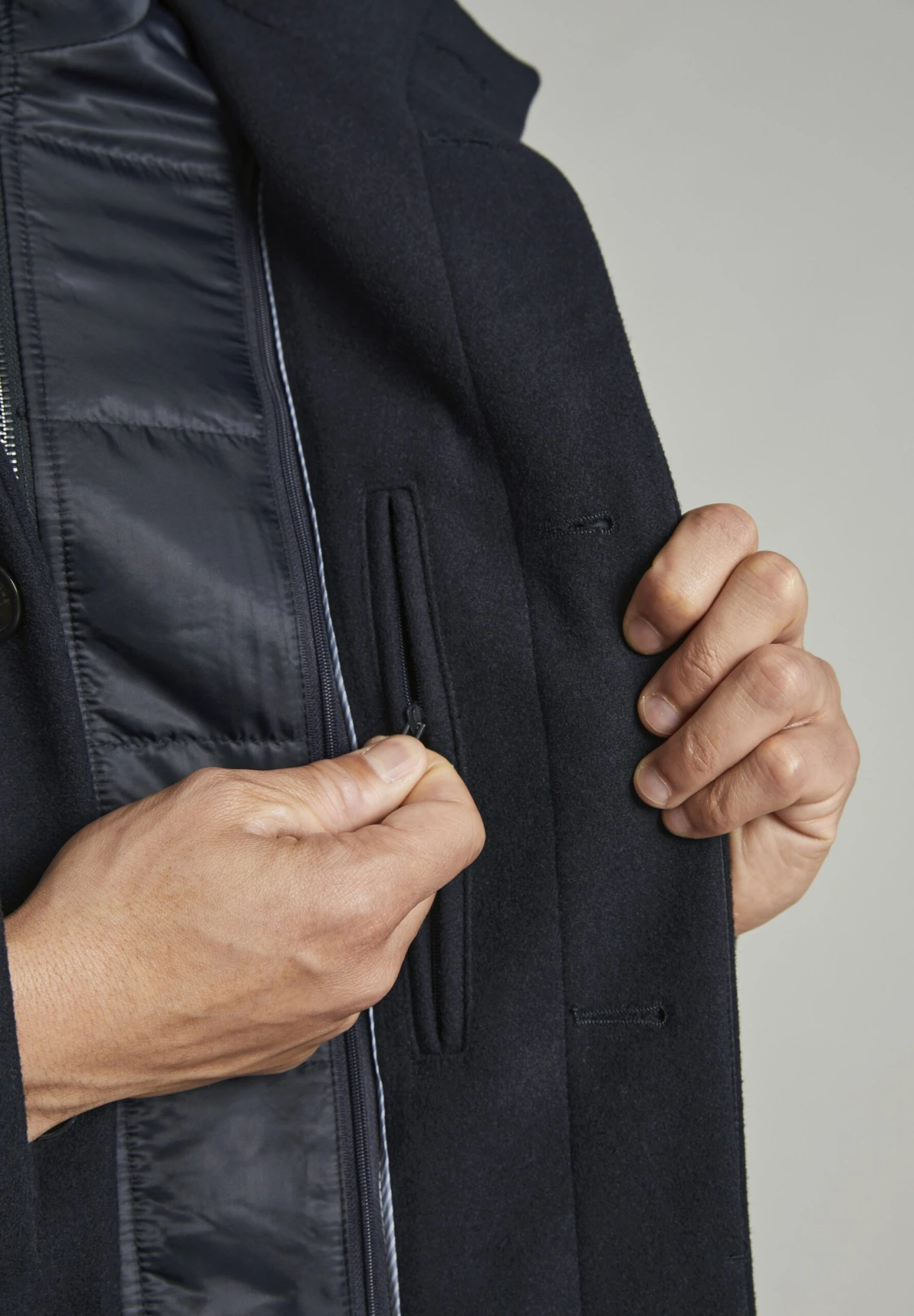 Matinique Harvey - Halflange Jas - Dark Navy 7 Matinique Harvey - Halflange Jas - Dark Navy - Afbeelding 5