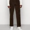 Abercrombie & Fitch Pant Corduroy - Chino - Chocolate Brown -ZALANDO WINKEL 5d80fea2b10b49609d3cb0127ff854f2