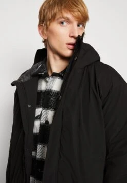 Revolution Long City Puffer - Winterjas - Black -ZALANDO WINKEL 6050275ea9b04abb9dfbe8d0b85fcea3