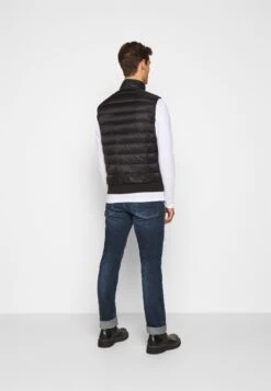 BELSTAFF Circuit Gilet - Bodywarmer - Black 11 BELSTAFF Circuit Gilet - Bodywarmer - Black -ZALANDO WINKEL 62d2697c5c0f49b5988ff79dd98b05fb