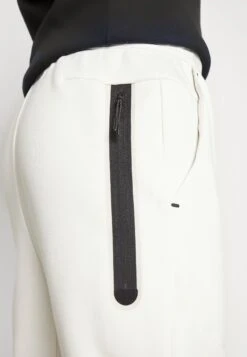 Nike Sportswear M Nsw Tch Flc Jggr - Trainingsbroek - Phantom/Black -ZALANDO WINKEL 67985411e0c8495991f865a1f7b377a6