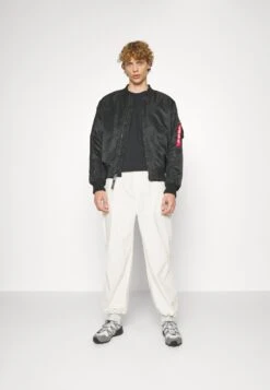 Alpha Industries Dragon - Bomberjacks - Black 13 Alpha Industries Dragon - Bomberjacks - Black -ZALANDO WINKEL 6c224ec661f747e0bdc483972cb1ac28