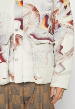 Henrik Vibskov Tabasco Jacket Unisex - Winterjas - Snow/Tomato/Mouse -ZALANDO WINKEL 6c65b31bcf574d0fad769e1f83cf2d64