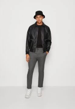 Only & Sons Onslinus Tap Crop Pant - Broek - Medium Grey Melange -ZALANDO WINKEL 779872ba8bf14e5a97ca963dd8cf7768