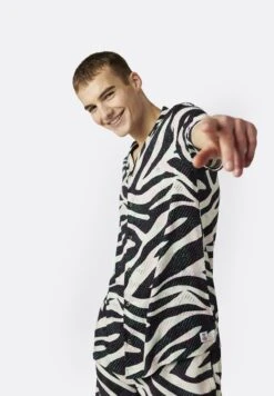 Hunky In Animal Print - Strandaccessoire - Mottled Black -ZALANDO WINKEL 77fb66f5e3f94c34ac560930b30588bd