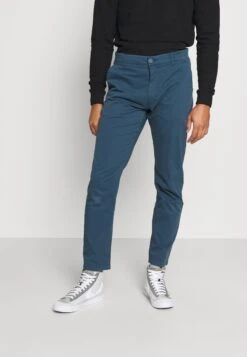 Chuck Regular Pant - Chino - Dark Denim