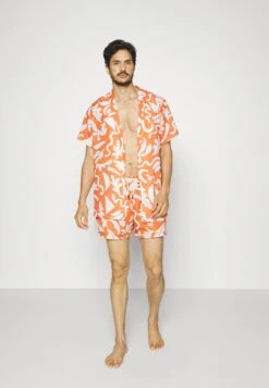 Eco Danny Plunging Short Sleeved Shirt - Strandaccessoire - Burnt Orange -ZALANDO WINKEL 7d250d6617ee414298089ddd33b0dc6a