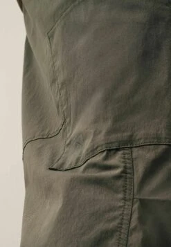 Next Stretch Utility Parachute Wide Fit - Broek - Khaki Green -ZALANDO WINKEL 879556ebcb7d4fa9a401419fb1cd68cc