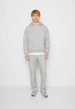 NIGHT ADDICT Raw - Trainingsbroek - Grey Marl 9 NIGHT ADDICT Raw - Trainingsbroek - Grey Marl -ZALANDO WINKEL 87bed8ef16e84c4182a50f1d1b3ed351