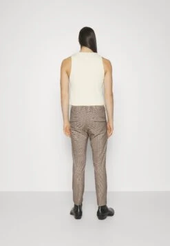 DRYKORN Krew_2 - Broek - Brown -ZALANDO WINKEL 87de19932c2a4158a0a55791abcdf772