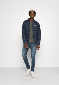 Only & Sons Onsniko Lifecrew- Trui - Dark Navy/Pelican 9 Only & Sons Onsniko Lifecrew- Trui - Dark Navy/Pelican -ZALANDO WINKEL 8a460177b44043adb45ee5d8a14e0754