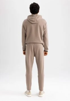 DeFacto Slim Fit- Trainingsbroek - Beige 8 DeFacto Slim Fit- Trainingsbroek - Beige -ZALANDO WINKEL 8fbeacb178b84ed0ab2b36ac834cf9ae