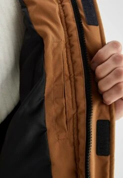 DeFacto Winterjas - Brown -ZALANDO WINKEL 947c2b2573f3424e81f9dfb16f109253