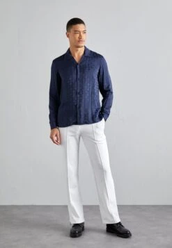 Sandro Pant - Trainingsbroek - Blanc -ZALANDO WINKEL 9a810a4a6d6f44449348f7039afd0387