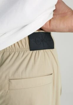 Calvin Klein Jeans Recycled Tapered- Cargobroek - Travertine -ZALANDO WINKEL a6515d7f6b4e40c085a1acc4ef96a450