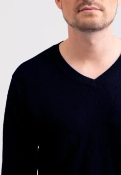 V-Ausschnitt - Trui - Marine Blau -ZALANDO WINKEL a7fca0df14674b8c99a3d68fb0c8e638