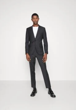 Hugo Arti Hesten Set - Kostuum - Black