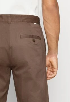 Les Deux Jared Chino Pants - Chino - Mountain Grey -ZALANDO WINKEL c016df051d5648e9bafa9a9013682d41