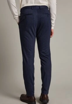 Matinique Maliam - Chino - Dark Navy 9 Matinique Maliam - Chino - Dark Navy -ZALANDO WINKEL c63904308eca42d7ab6079b5c9e996d8