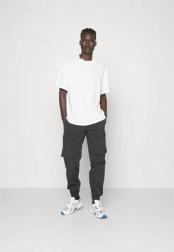 Jack & Jones Jpstkane Jjjones Technical- Cargobroek - Black 8 Jack & Jones Jpstkane Jjjones Technical- Cargobroek - Black -ZALANDO WINKEL c6e65e7a71634ca1acb9c6d80a0cdc33