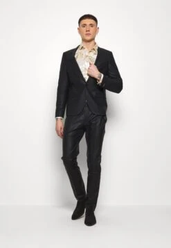 Gaines Shirt - Overhemd - Champagne 9 Gaines Shirt - Overhemd - Champagne -ZALANDO WINKEL c73536322c9a49e0b4c2c3b63c75ccf2