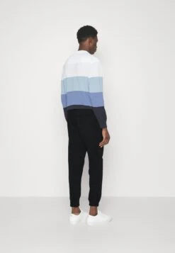 Hugo Drasilia - Trainingsbroek - Black 9 Hugo Drasilia - Trainingsbroek - Black -ZALANDO WINKEL ce2830a28e934ba4a3b163eace643f8a