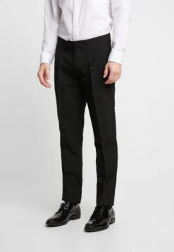 Opposuits Pearly Tuxedo With Bow Tie - Kostuum - White -ZALANDO WINKEL d4ce7b04035d48f38d2d8b2768de9b7a