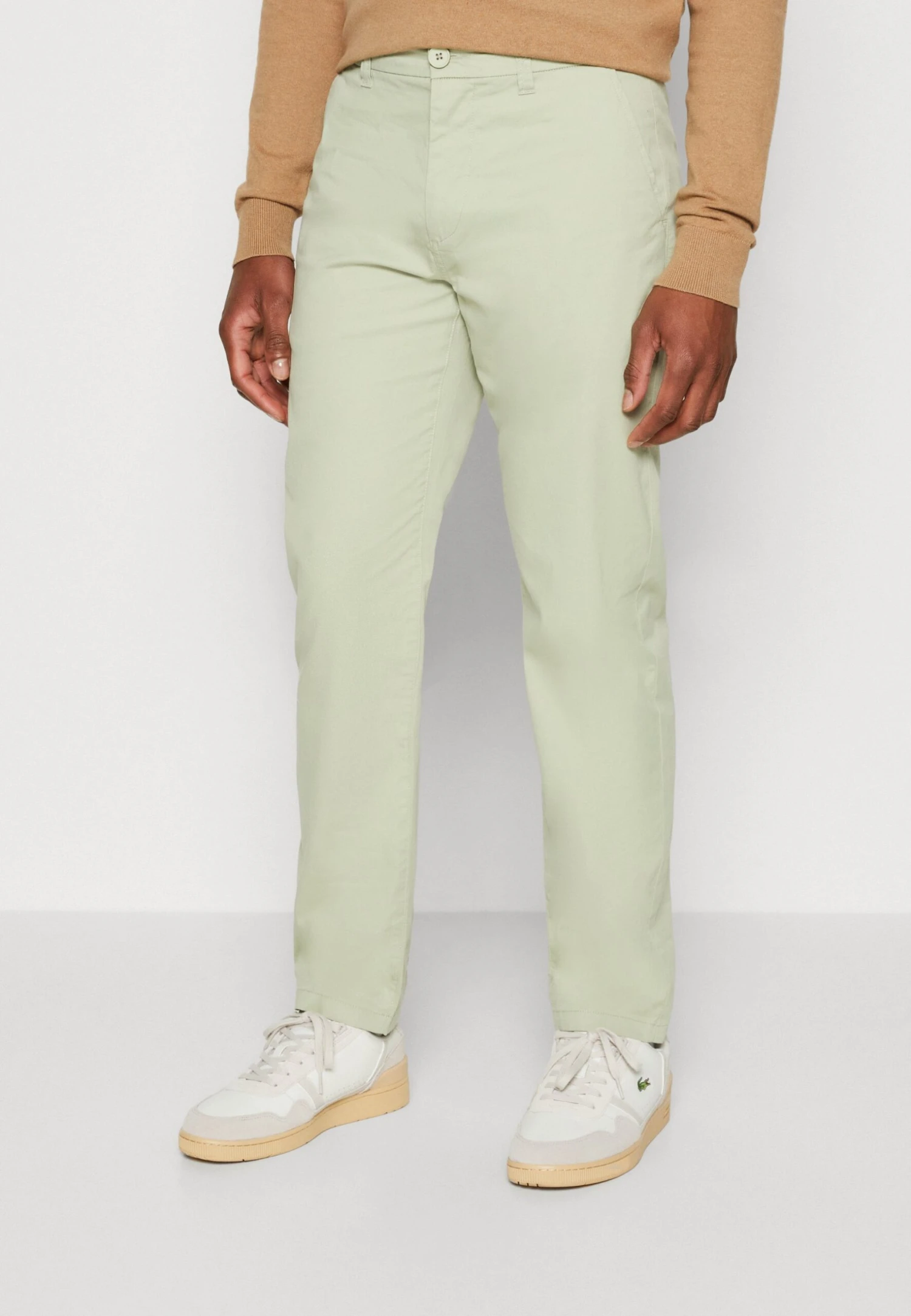 Chuck Regular Pant - Chino - Swamp 3 Chuck Regular Pant - Chino - Swamp