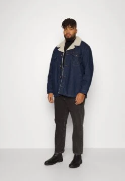 Wrangler Jacket - Halflange Jas - Retro Blue -ZALANDO WINKEL d848472137a94ba8a918c7e5042cce8f