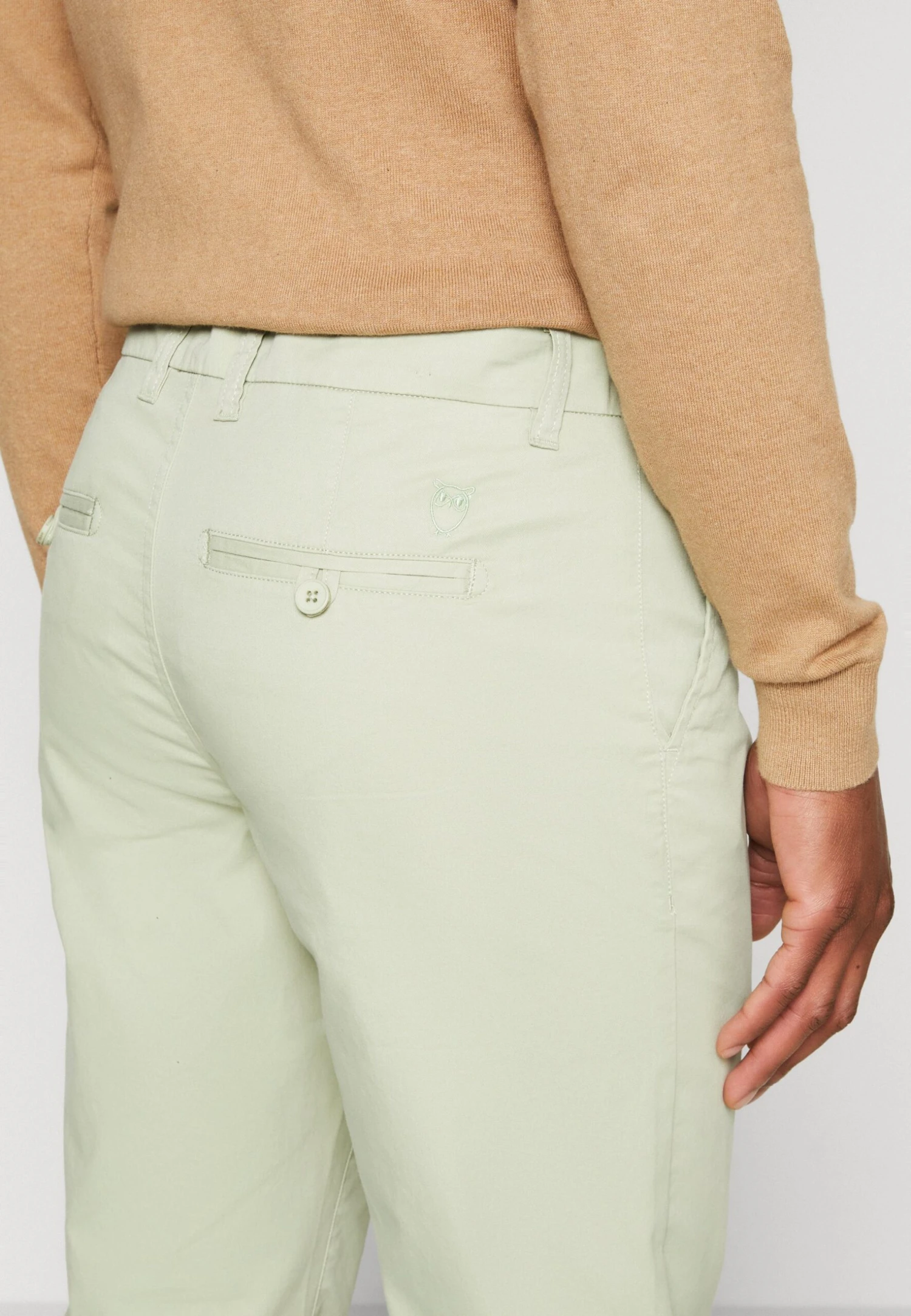 Chuck Regular Pant - Chino - Swamp 6 Chuck Regular Pant - Chino - Swamp - Afbeelding 4