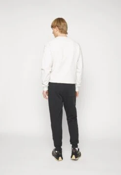 Jordan Pant - Trainingsbroek - Black/White -ZALANDO WINKEL e306f30b01f242c0aa440adfb345ff8a