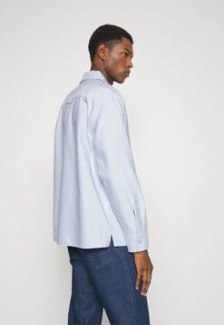 Filippa K Oxford Overshirt - Overhemd - Ice Blue -ZALANDO WINKEL eea3e7d17caf4e03b8ed1470a2c45ca8