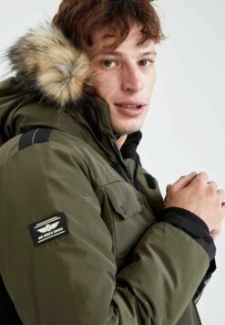 DeFacto Slim Fit - Winterjas - Green -ZALANDO WINKEL f1ebedc4222e4b3bb1c5990d5fda656b